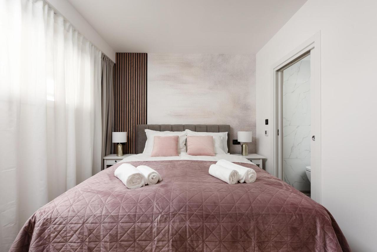 Aura Exclusive Apartment & Room Zadar Bagian luar foto